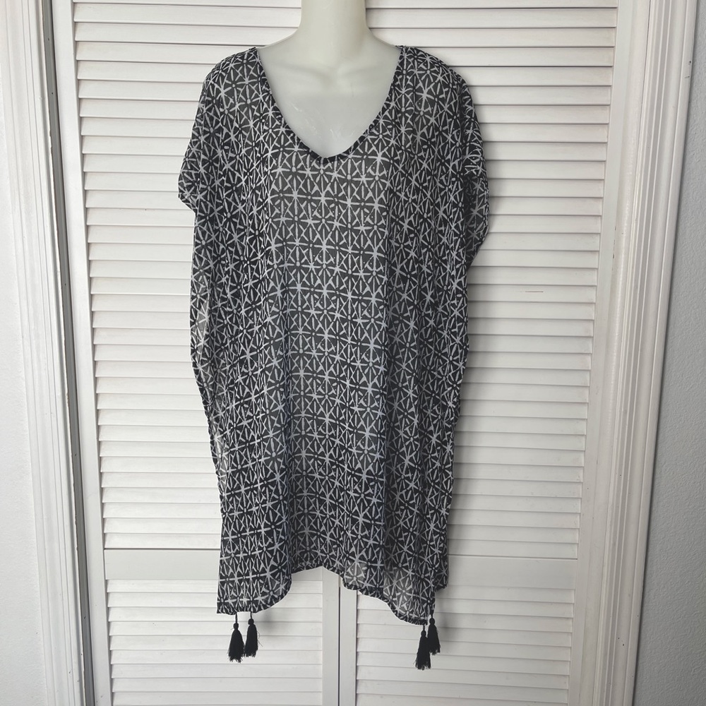 NWOT Kona Sol Beach Cover Up Black & White Geometric w Tassels Sz L